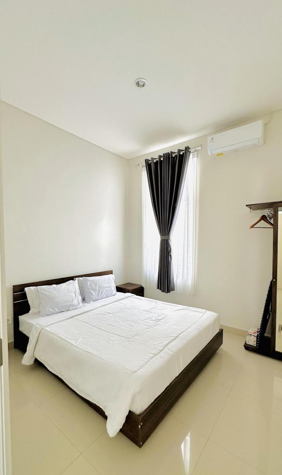 Villa Ku Villa Mu Semarang Buitenkant foto